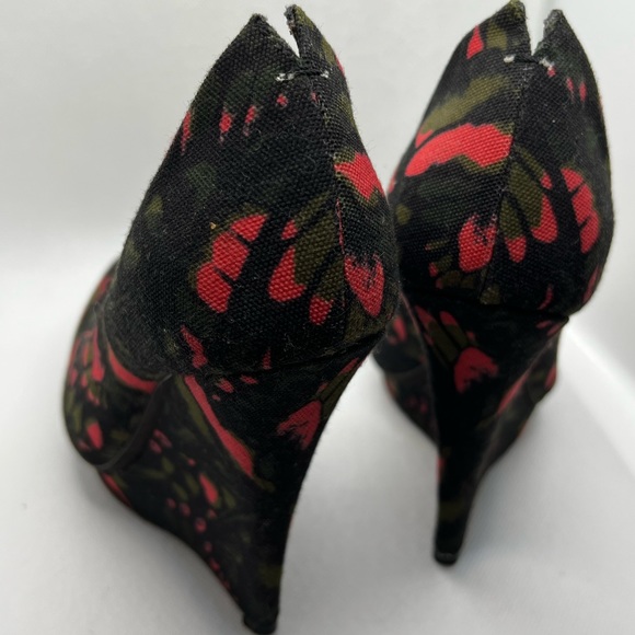NWOT Alexander McQueen Camo Cantilever Heels Wedge Platforms McQ Pumps - Picture 4 of 9